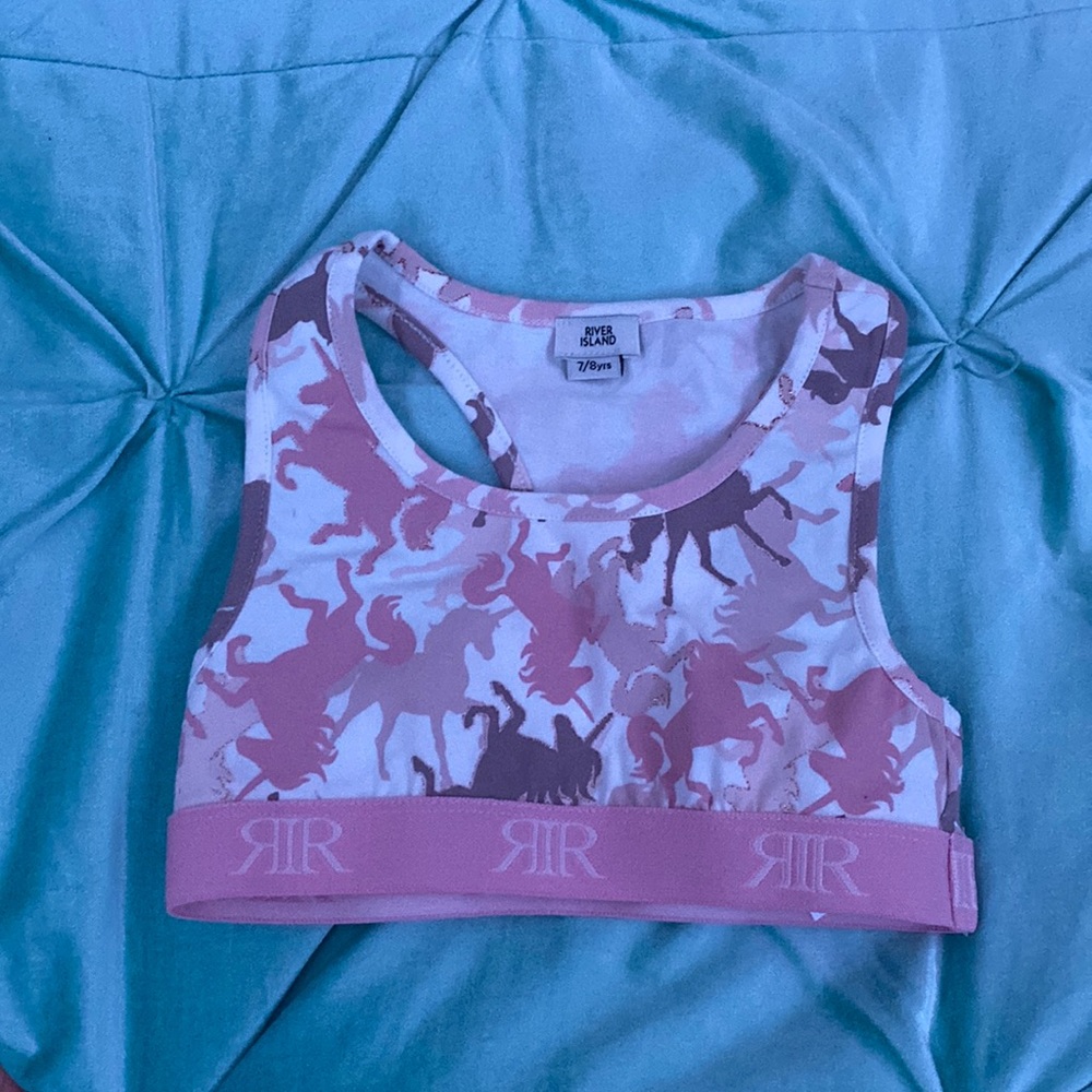 River island 7 to 8-year-old sweat outfit